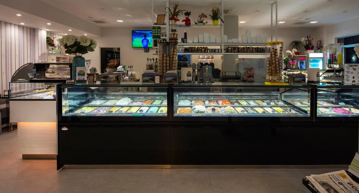 Arredo Gelateria Oasy