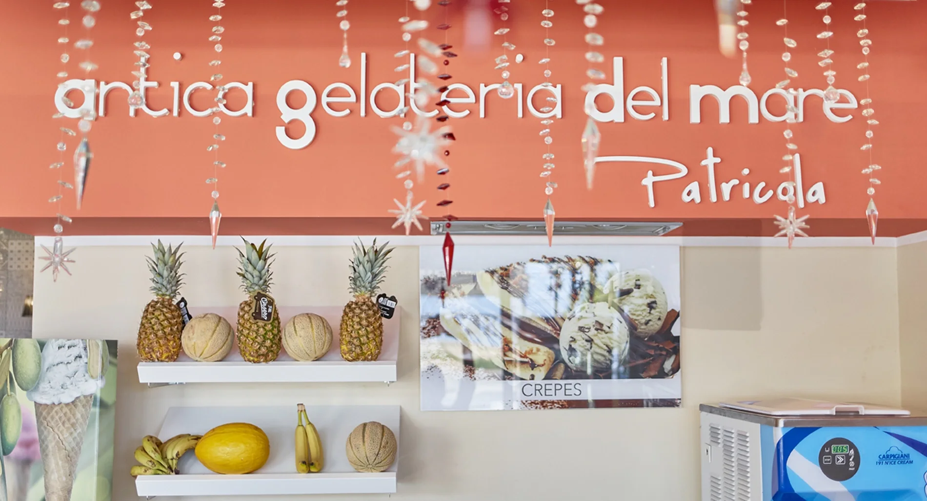Arredamento Antica Gelateria del Mare
